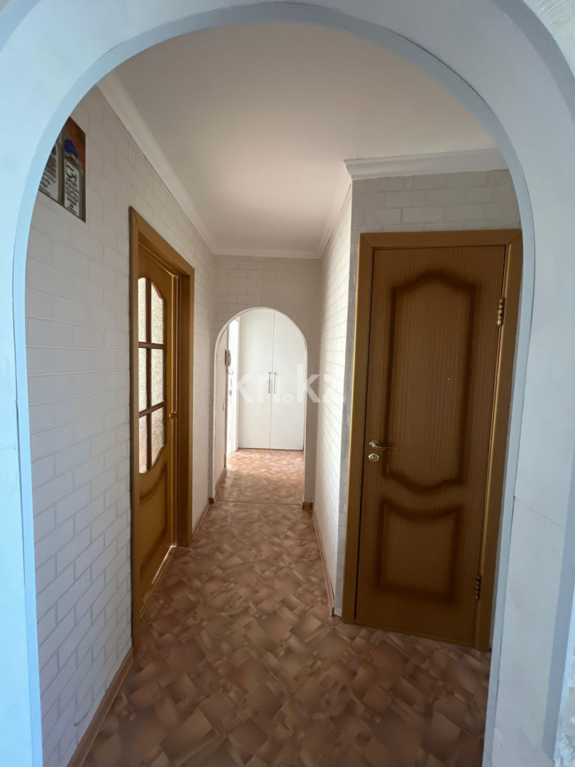 Продажа 5-комнатной квартиры, 82 м², ул. Рыскулова, дом  23 в Караганде - фото 5