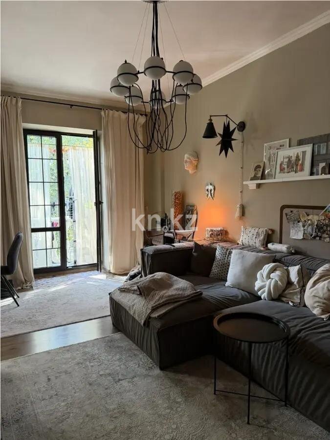 Продажа 3-комнатной квартиры, 65 м² в Алматы - фото 2