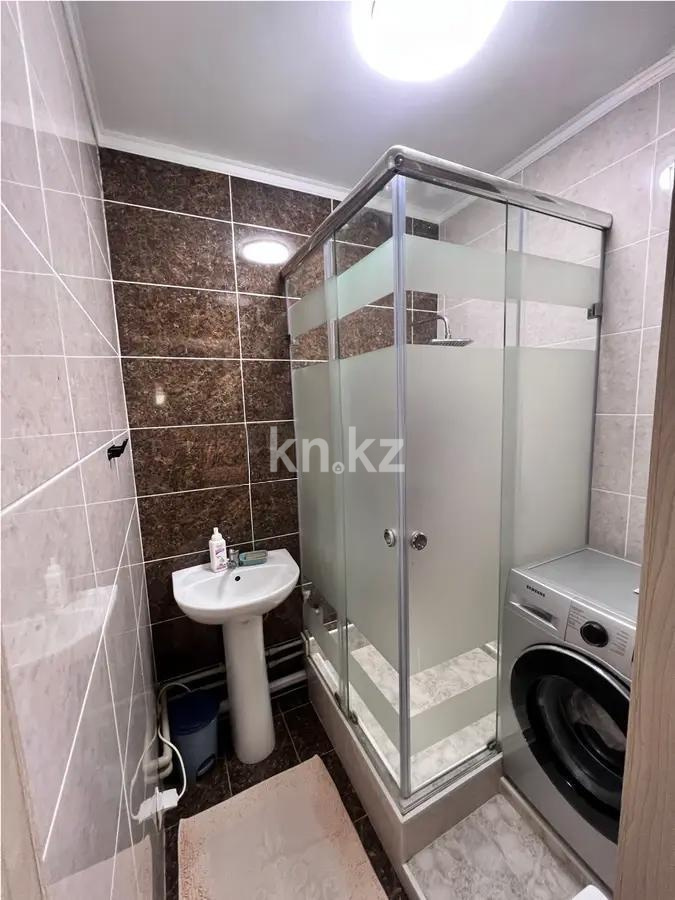 Продажа 3-комнатной квартиры, 70.2 м², ул. Сарыарка, дом  1/1 в Алматы - фото 4