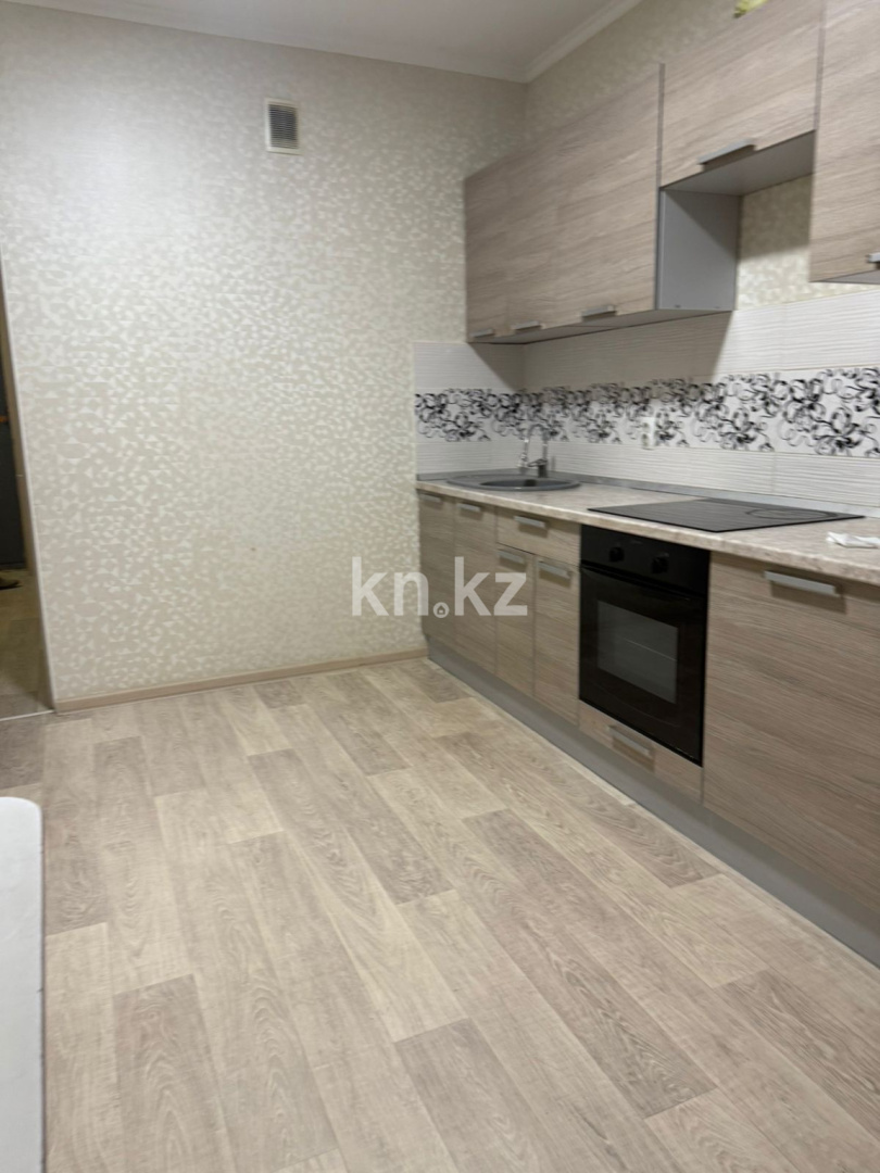 Аренда 2-комнатной квартиры, 70 м², пр. Момышулы, дом  12 - ул. Сатпаева в Астане - фото 3