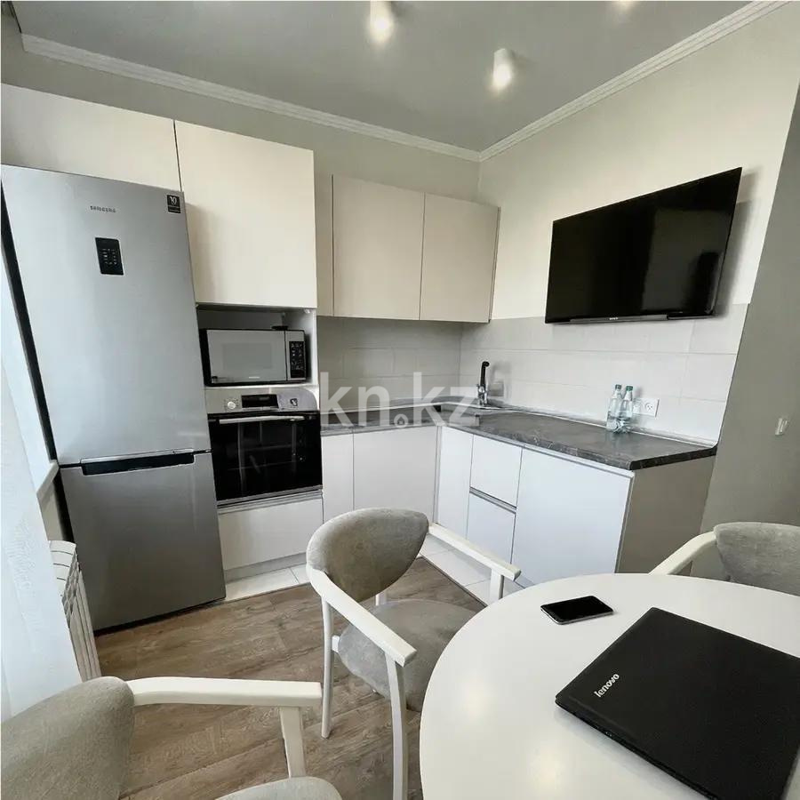 Продажа 3-комнатной квартиры, 66.5 м² в Алматы - фото 3