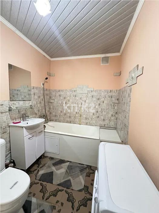 Продажа 1-комнатной квартиры, 33.8 м², пр. Бухар-жырау в Караганде - фото 3