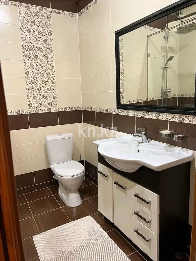 Продажа 4-комнатной квартиры, 200.4 м², ул. Кунаева, дом  14 в Астане - фото 6