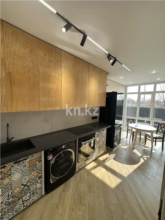 Продажа 1-комнатной квартиры, 39 м², ул. Жолымбет, дом  42/5 в Алматы - фото 2