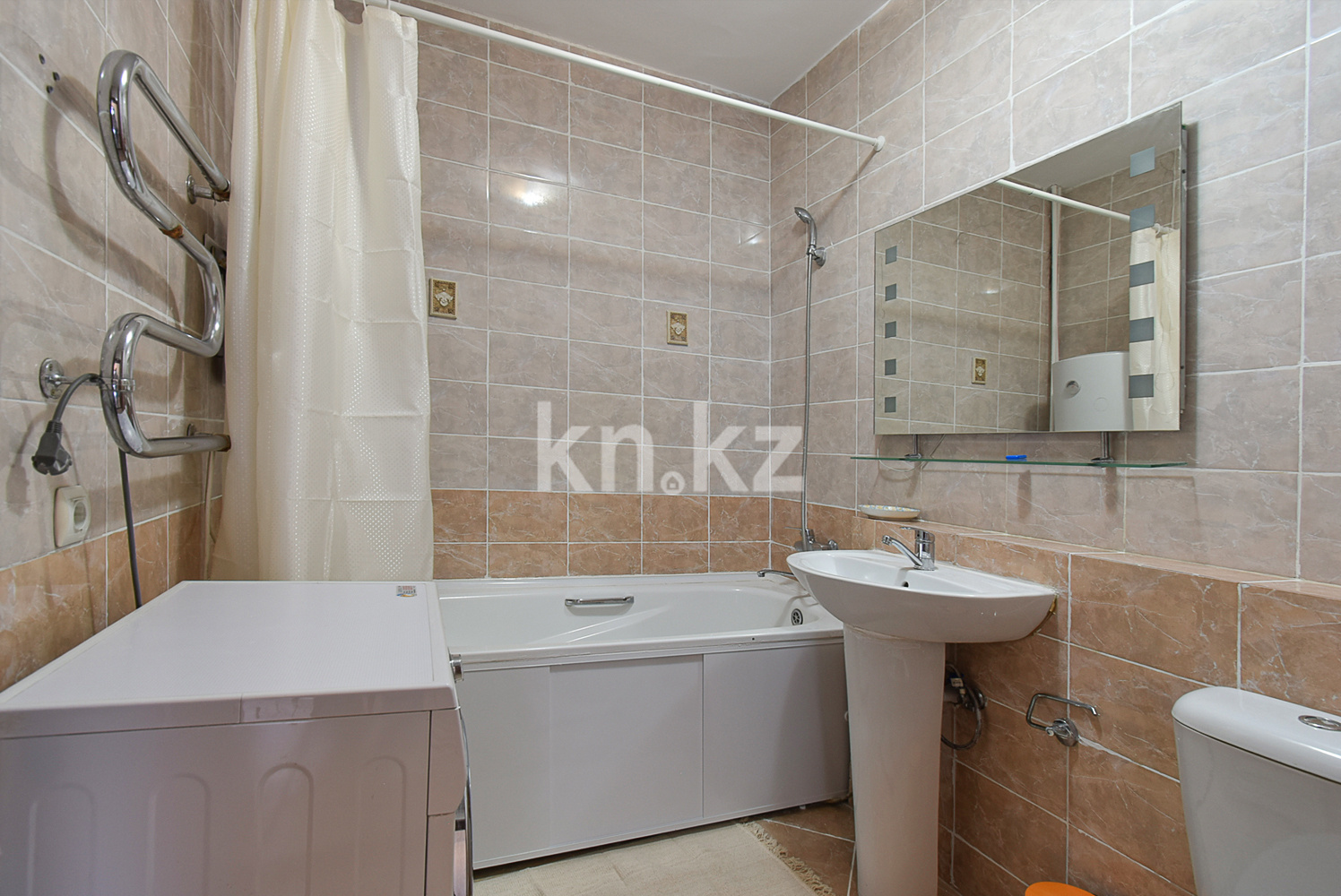 Продажа 2-комнатной квартиры, 81.4 м² в Алматы - фото 22