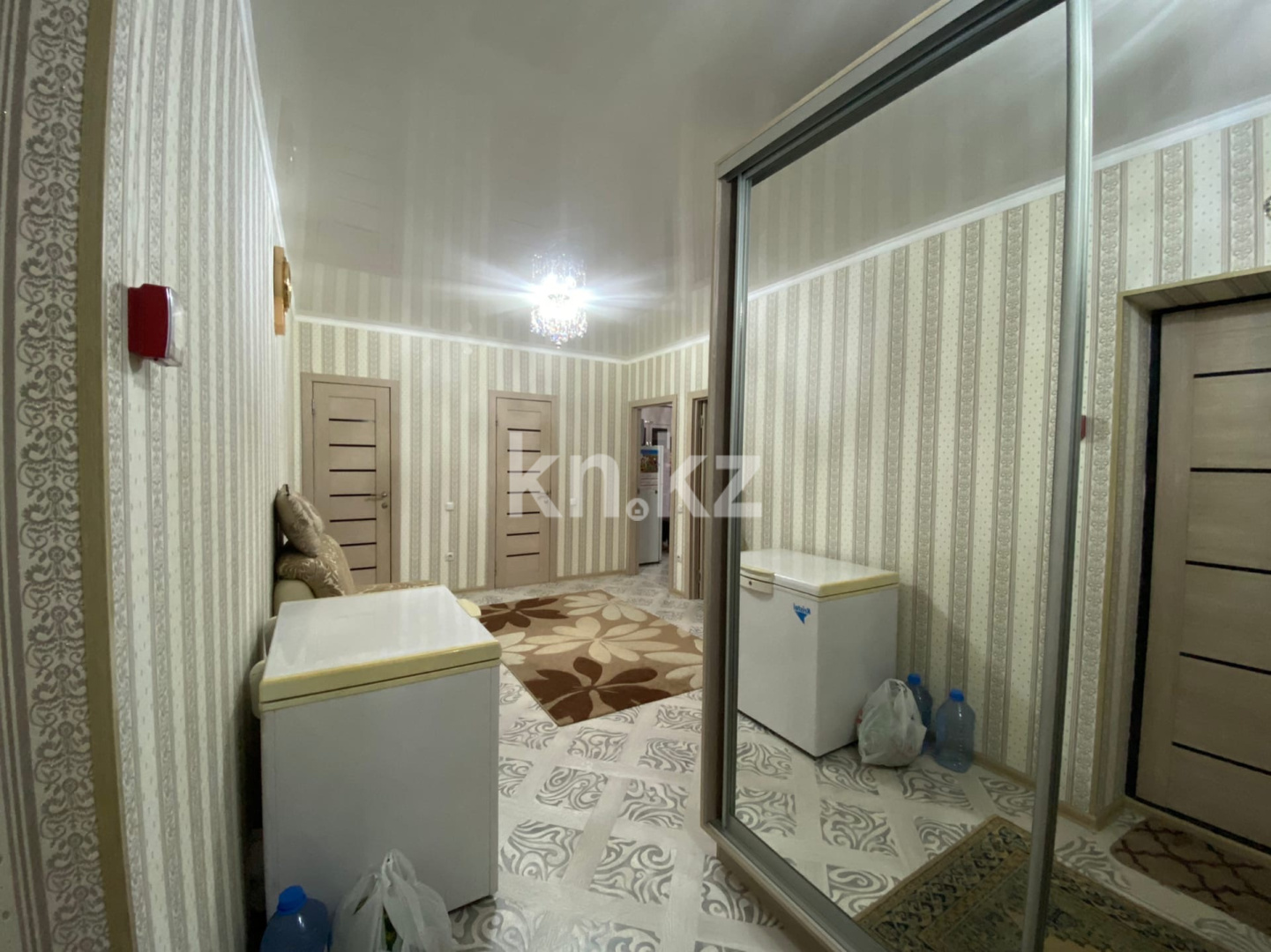 Продажа 3-комнатной квартиры, 86 м², пр. Республики, дом  1/3 в Караганде - фото 5