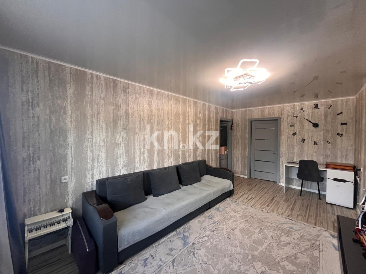 Продажа 2-комнатной квартиры, 44 м², мкр-н 17, дом  39 в Караганде - фото 2