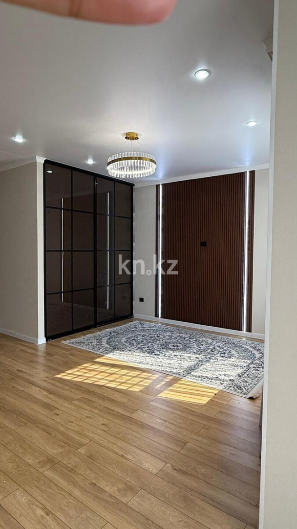 Продажа 2-комнатной квартиры, 50.6 м², пр. Райымбека, дом  348 в Алматы - фото 3