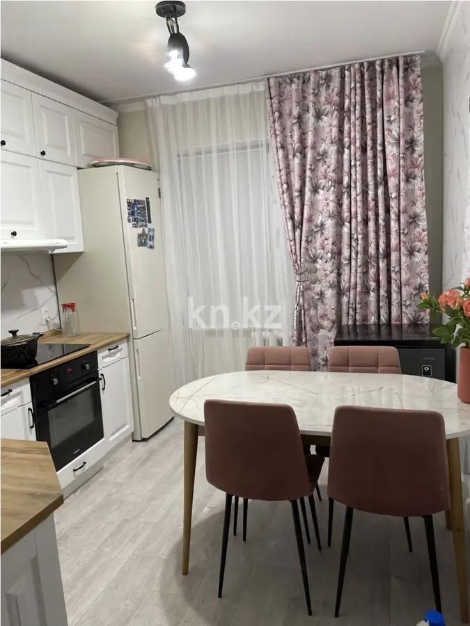 Продажа 2-комнатной квартиры, 60 м², мкр. Степной-3, дом  6/1 в Караганде - фото 3