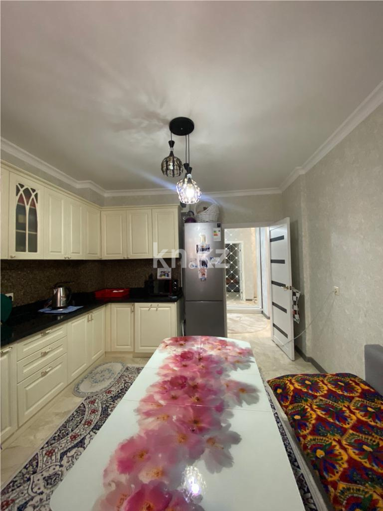 Продажа 2-комнатной квартиры, 74 м², ул. Баглановой в Астане - фото 2