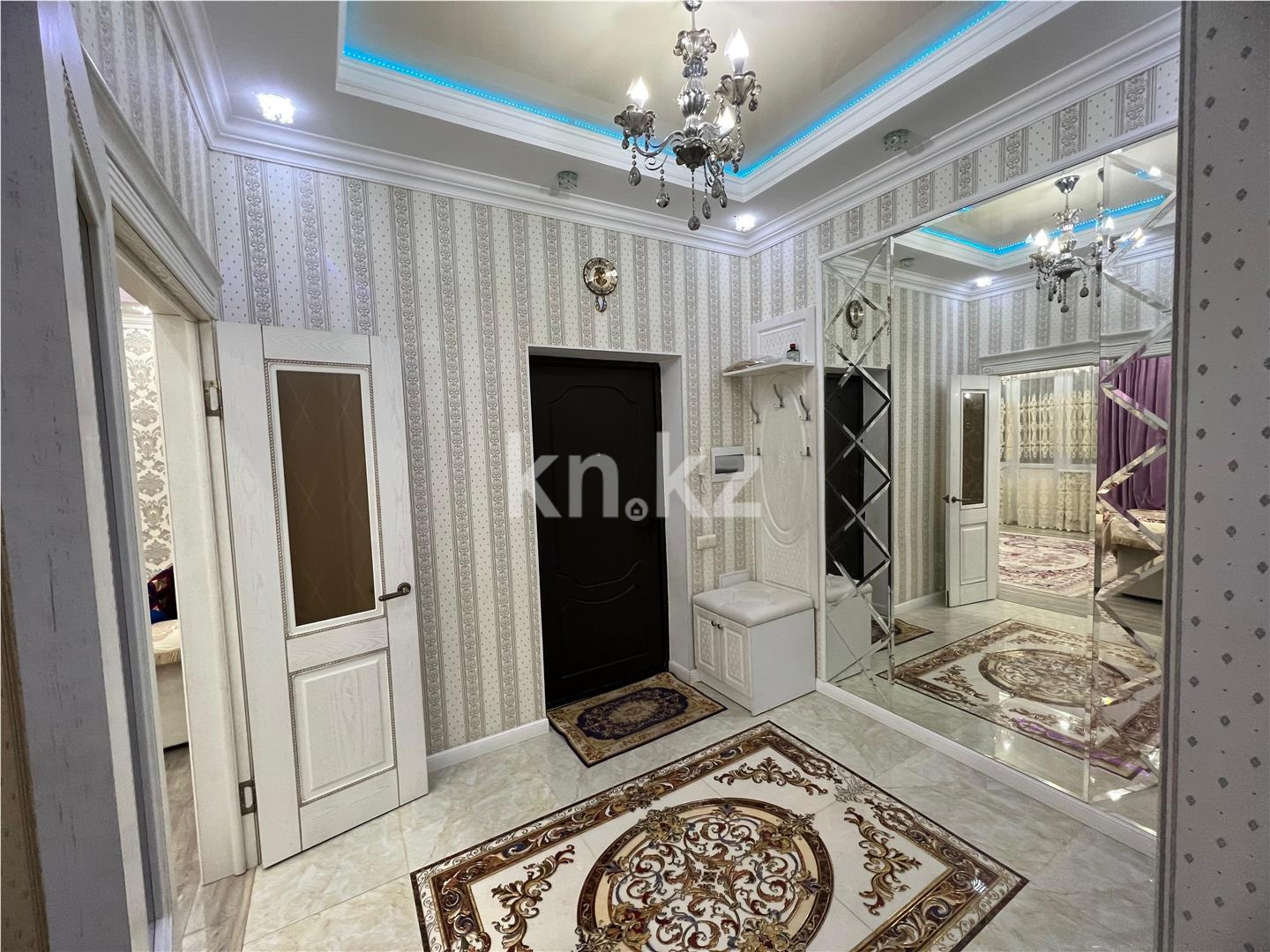 Продажа 3-комнатной квартиры, 90 м², ул. Акмешит в Астане - фото 12