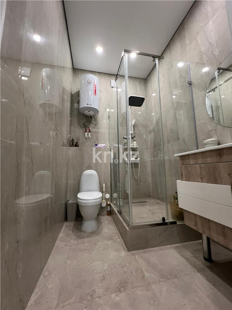 Продажа 1-комнатной квартиры, 42 м², 067 учетный квартал в Караганде - фото 5