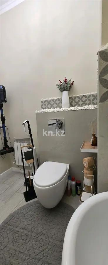 Продажа 3-комнатной квартиры, 103 м² в Алматы - фото 9