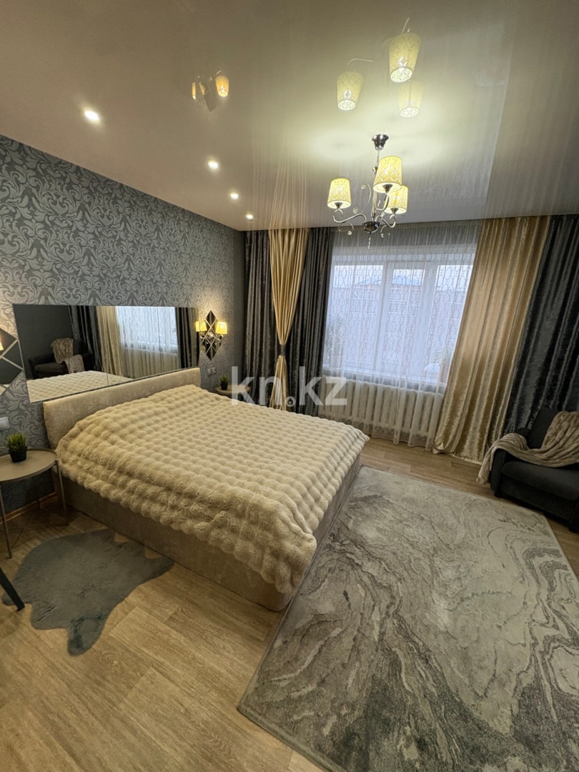 Аренда 1-комнатной квартиры посуточно, 43 м² в Семее