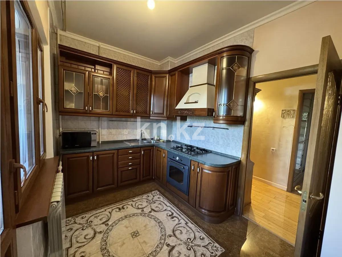 Продажа 2-комнатной квартиры, 53 м², ул. Толе би, дом  190 в Алматы - фото 3