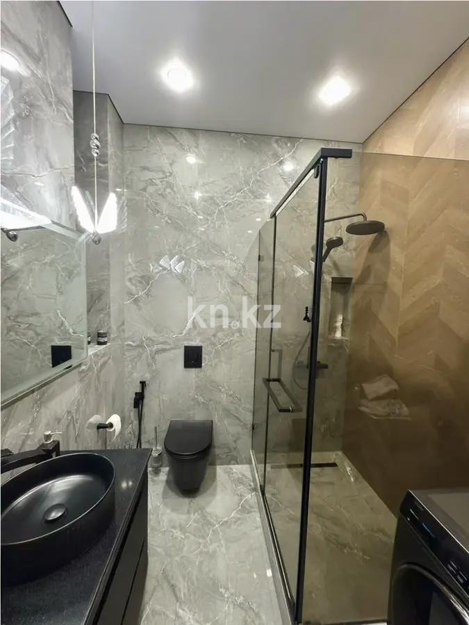 Продажа 3-комнатной квартиры, 59 м², пр. Аль-Фараби, дом  103 в Алматы - фото 3