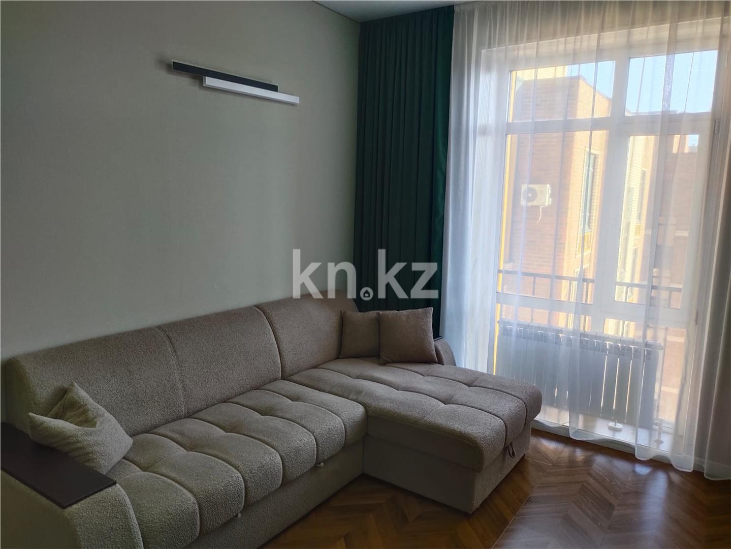 Продажа 3-комнатной квартиры, 82 м², 067 учетный квартал, дом  ст502 в Караганде