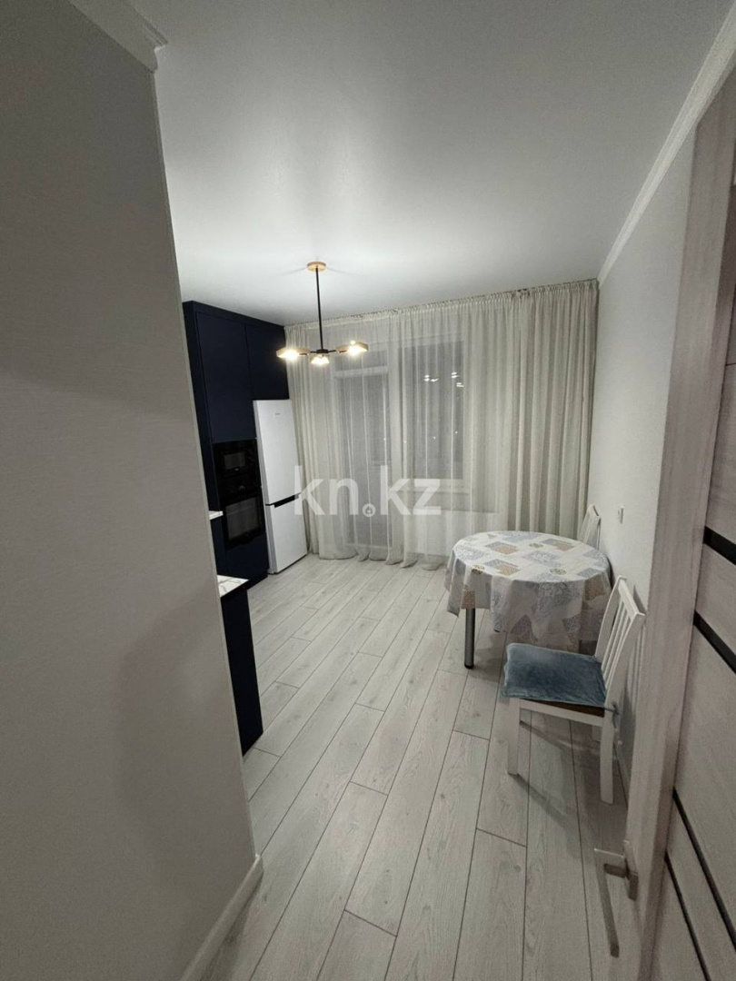 Аренда 2-комнатной квартиры, 72 м², ул. Мухамедханова, дом  45/1 в Астане - фото 5