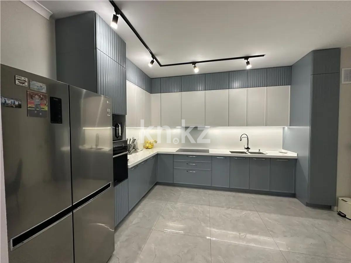 Продажа 4-комнатной квартиры, 190 м², мкр-н Самал-2, дом  67 в Алматы - фото 4