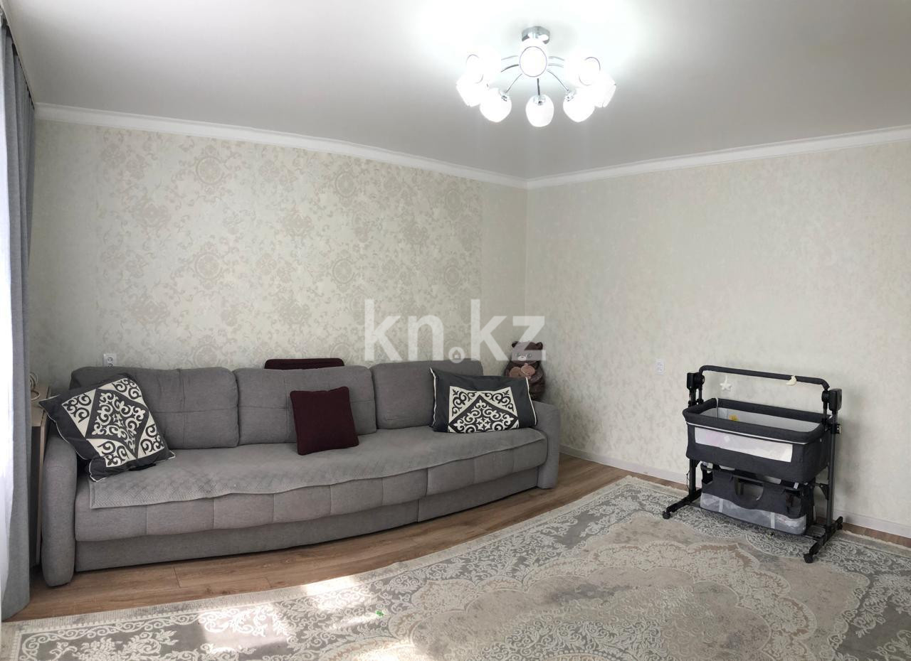 Продажа 3-комнатной квартиры, 64 м², пр. Шахтеров в Караганде - фото 3