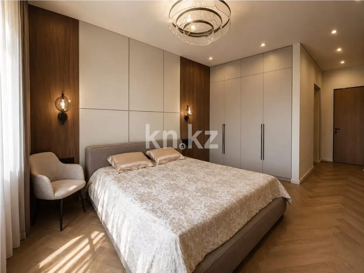 Продажа 4-комнатной квартиры, 134.2 м² в Алматы - фото 2