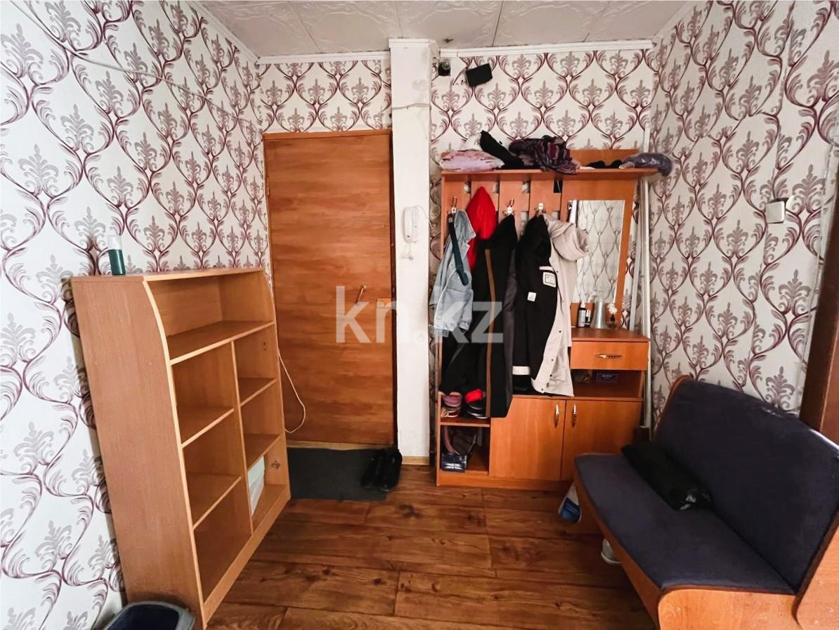 Продажа 3-комнатной квартиры, 62 м², ул. Муканова в Караганде - фото 9
