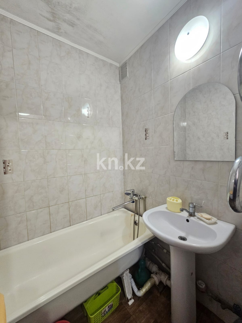 Продажа 1-комнатной квартиры, 41.6 м², мкр. Голубые Пруды, дом  8 в Караганде - фото 10