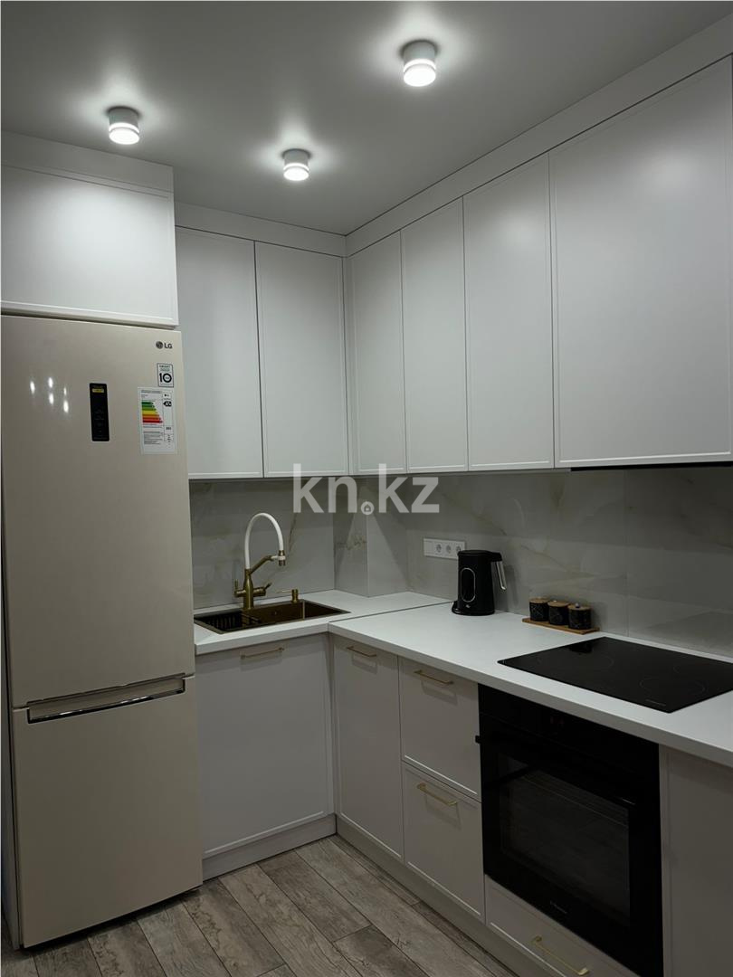 Продажа 1-комнатной квартиры, 47 м², ул. Момышулы в Караганде - фото 3