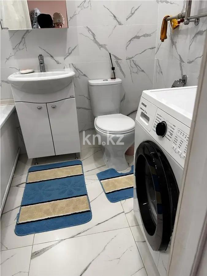 Продажа 1-комнатной квартиры, 50 м², ул. Утепова, дом  20 в Алматы - фото 3