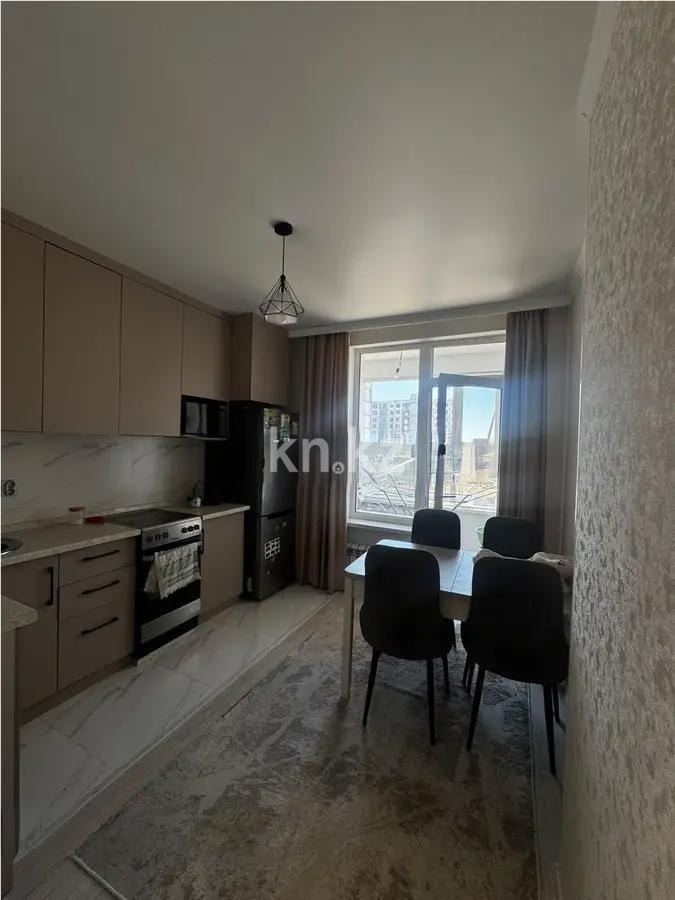Продажа 1-комнатной квартиры, 39 м², ул. Нажимеденова, дом  27 в Астане - фото 2