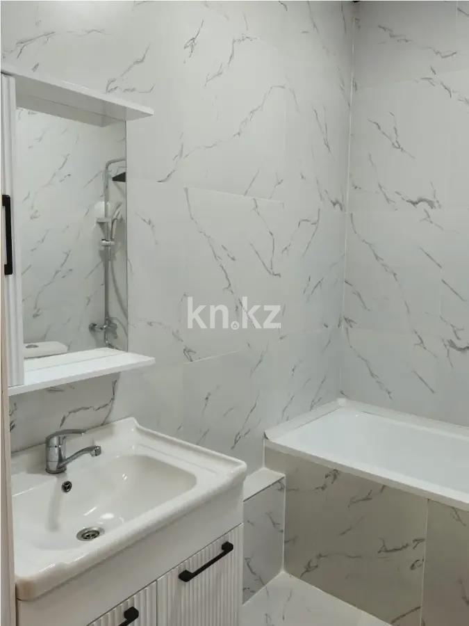 Продажа 1-комнатной квартиры, 28 м², ул. Омарова, дом  1 в Алматы - фото 2