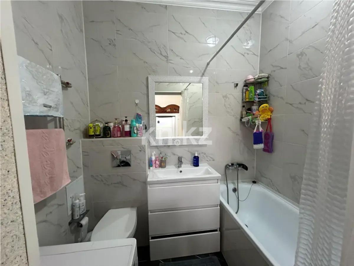 Продажа 3-комнатной квартиры, 110 м², ул. Айнакол, дом  66 в Астане - фото 5