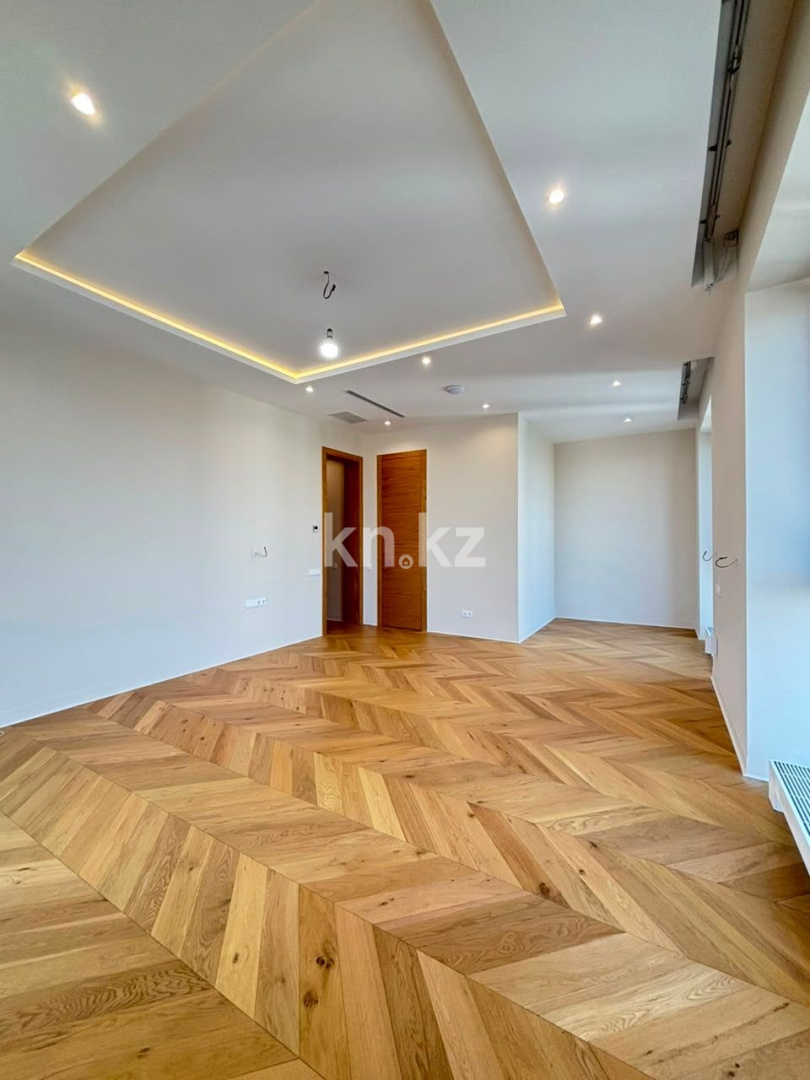 Продажа 3-комнатной квартиры, 194 м² в Астане - фото 9