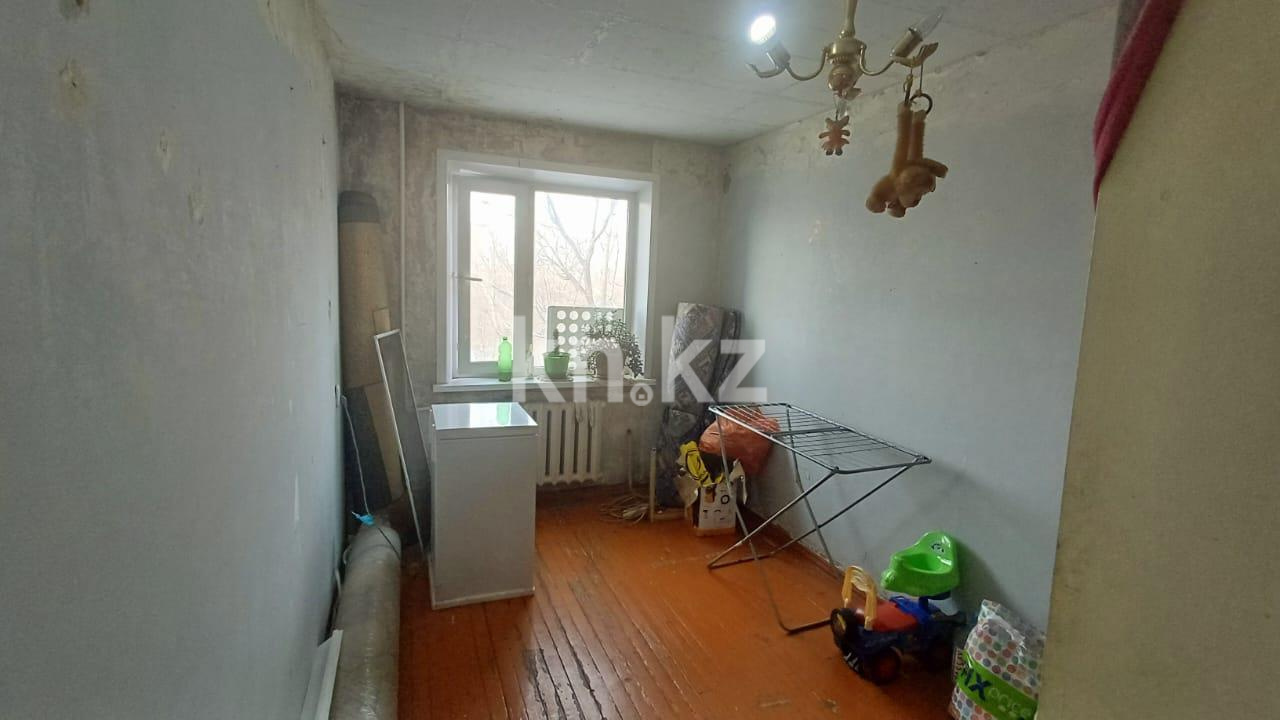 Продажа 3-комнатной квартиры, 61 м², мкр-н 14 в Караганде - фото 3