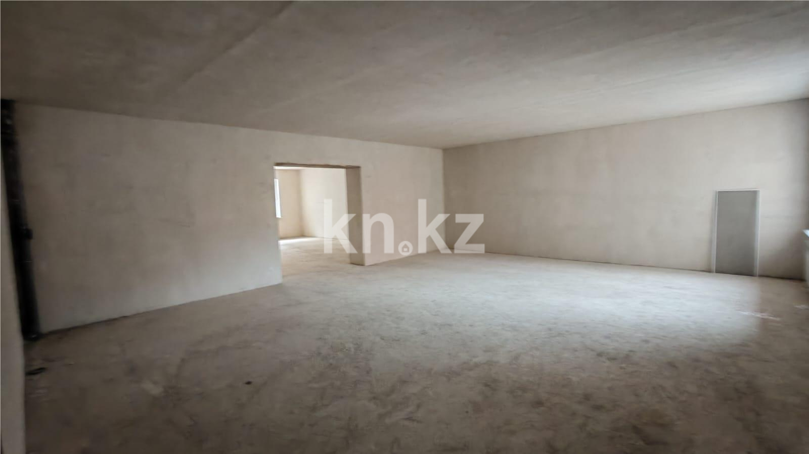 Продажа 3-комнатной квартиры, 114 м², ул. Букетова в Караганде - фото 8