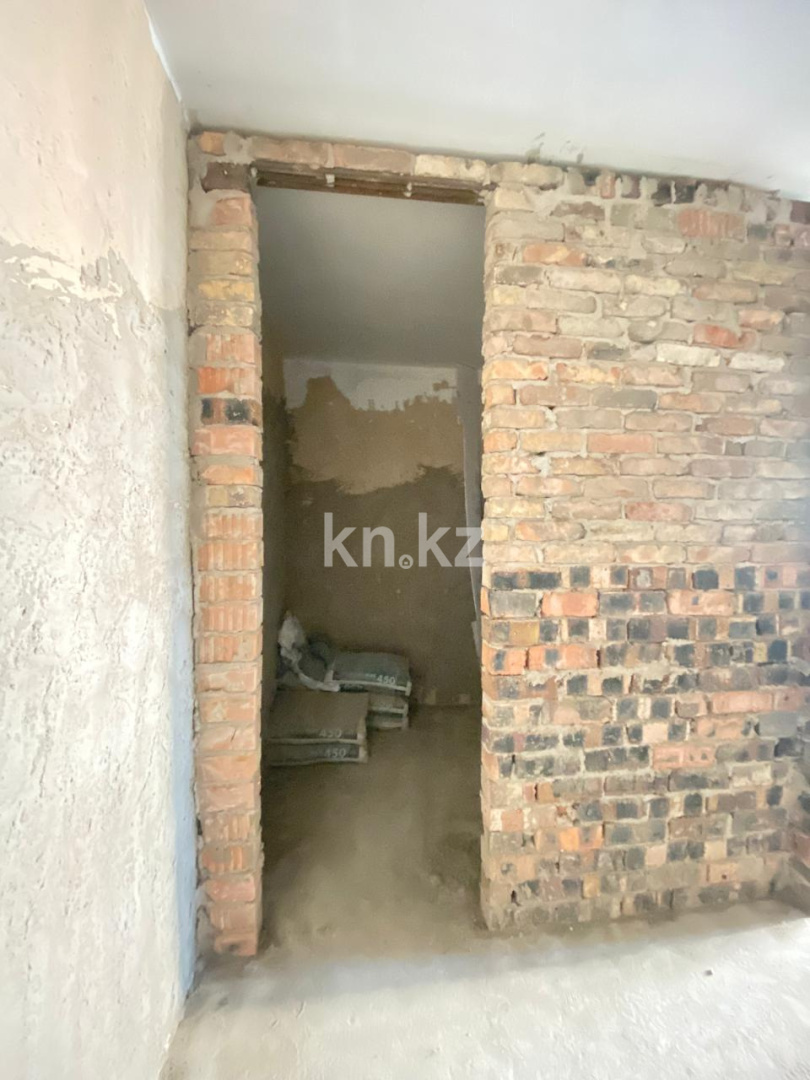 Продажа 3-комнатной квартиры, 72 м², ул. Букетова, дом  60а в Караганде - фото 8