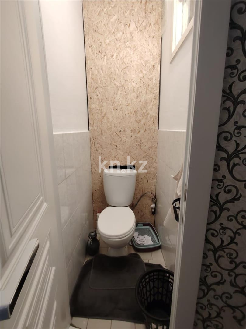 Продажа 3-комнатной квартиры, 53 м², ул. 6-й мик-н, дом  28 в Темиртау - фото 18