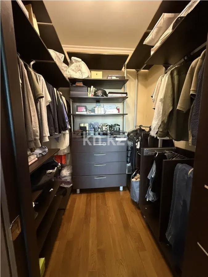 Продажа 3-комнатной квартиры, 114 м², пр. Абая, дом  150/230 в Алматы - фото 3