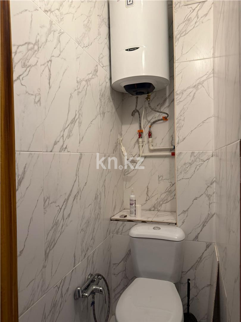 Продажа 2-комнатной квартиры, 48 м², пр. Шахтеров в Караганде - фото 9