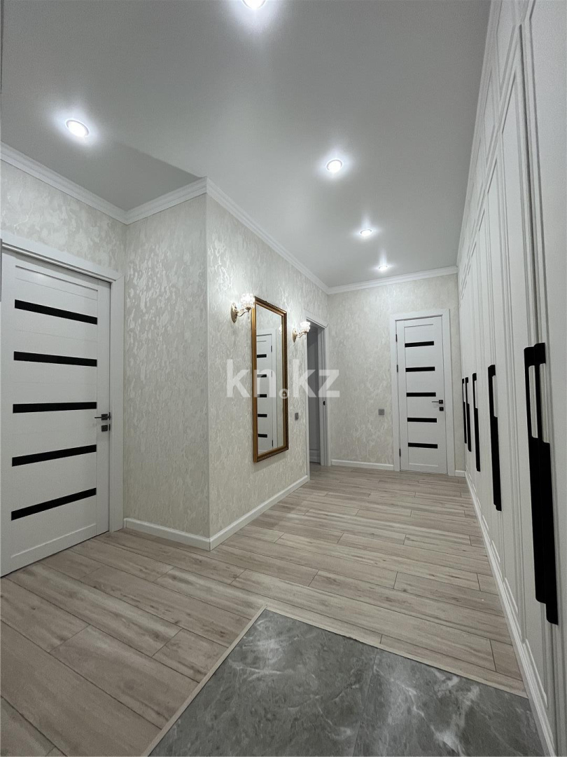 Продажа 2-комнатной квартиры, 64 м², ул. Ашимова в Караганде - фото 18