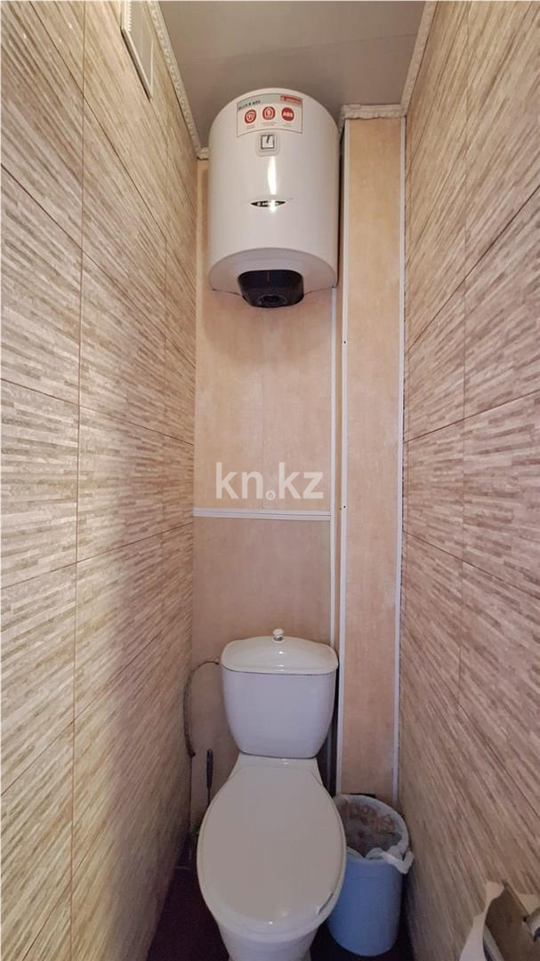 Продажа 3-комнатной квартиры, 62 м², 18 мкр. в Караганде - фото 9