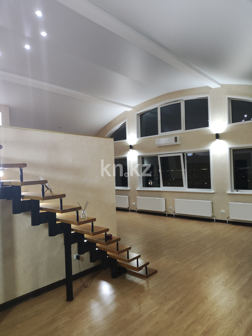 Продажа 5-комнатной квартиры, 165.5 м², ул. Иманова, дом  17 - ул. Валиханова в Астане - фото 3