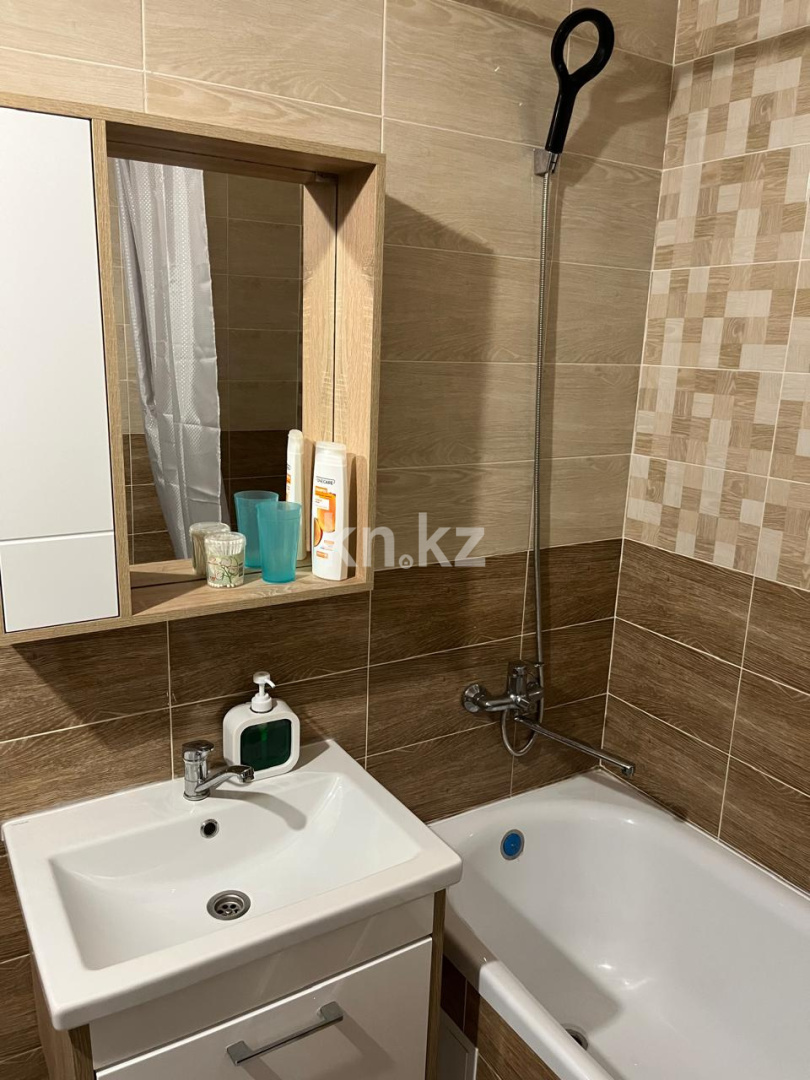 Аренда 1-комнатной квартиры посуточно, 35 м² в Астане - фото 14