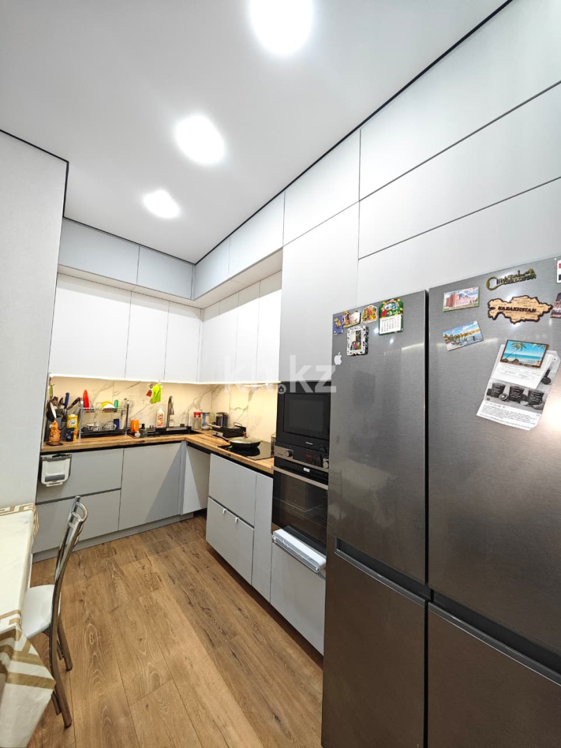 Продажа 3-комнатной квартиры, 74 м², ул. Букетова, дом  3/5 в Караганде - фото 4