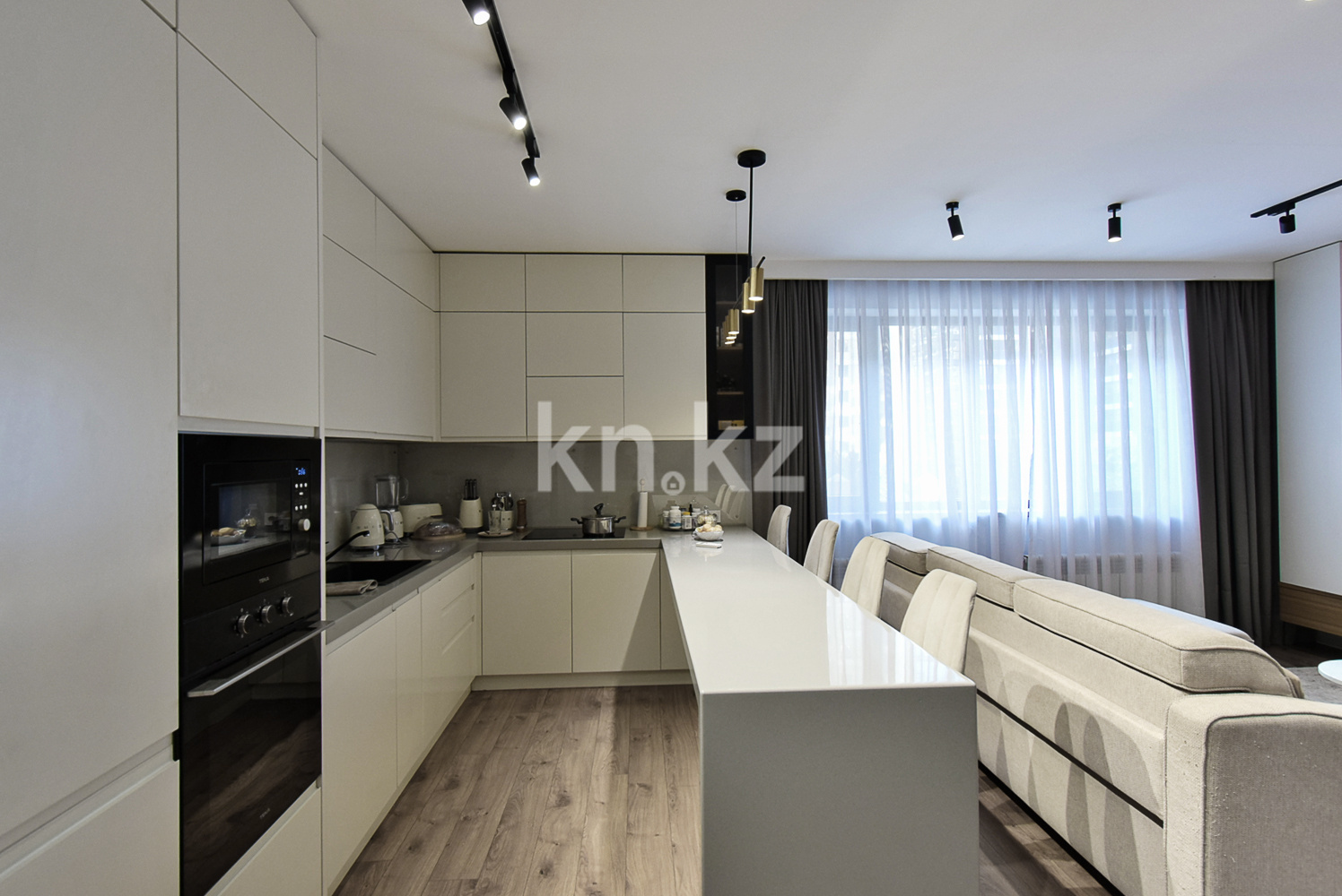 Продажа 3-комнатной квартиры, 138 м² в Алматы - фото 4