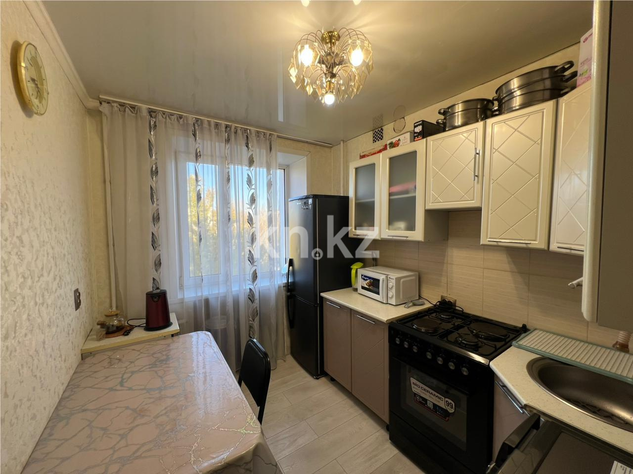 Продажа 3-комнатной квартиры, 61 м², ул. Ержанова, дом  42 в Караганде - фото 8