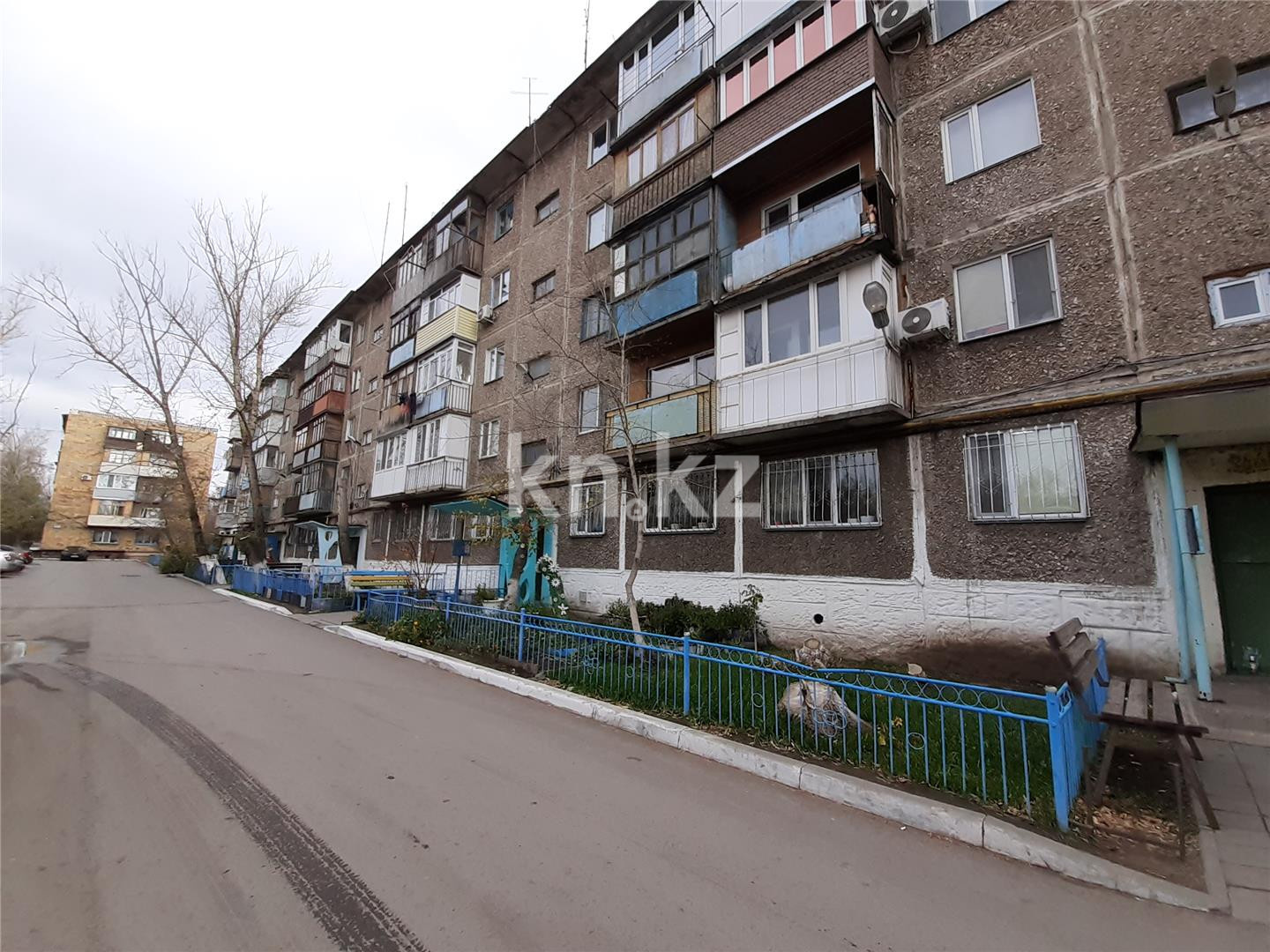 Продажа 2-комнатной квартиры, 44 м², 14 мкр. в Караганде - фото 12