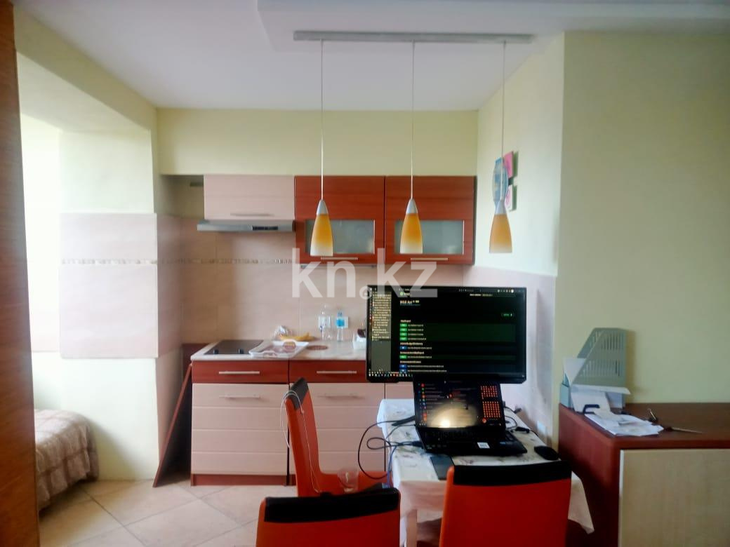 Продажа 1-комнатной квартиры, 30 м², ул. Крылова, дом  48 в Караганде