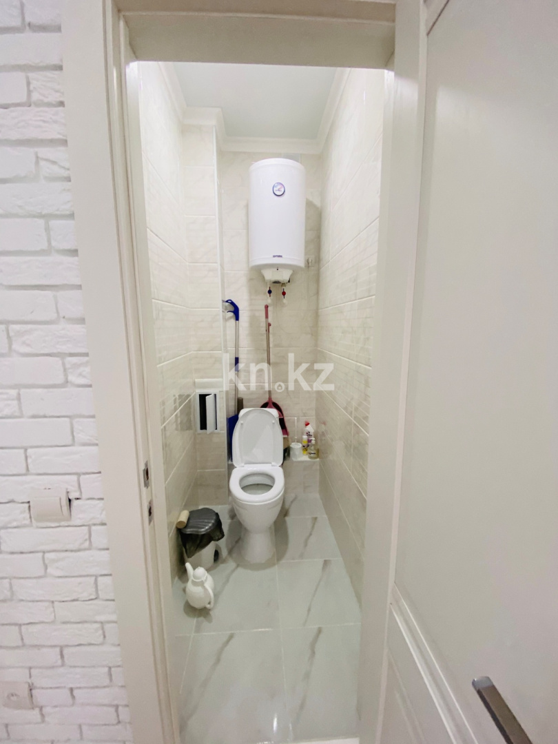 Продажа 1-комнатной квартиры, 44.8 м² в Актобе - фото 9