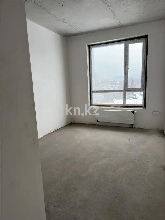 Продажа 4-комнатной квартиры, 132.5 м², ул. Толе би, дом  290/1 в Алматы - фото 2